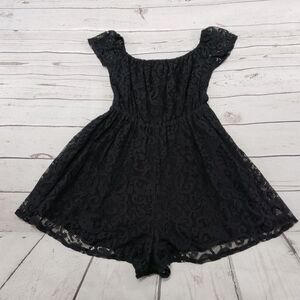 Rumor Boutique Romper Small Black Lace